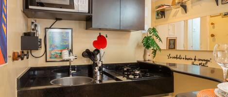 Fridge, microwave, coffee/tea maker, electric kettle