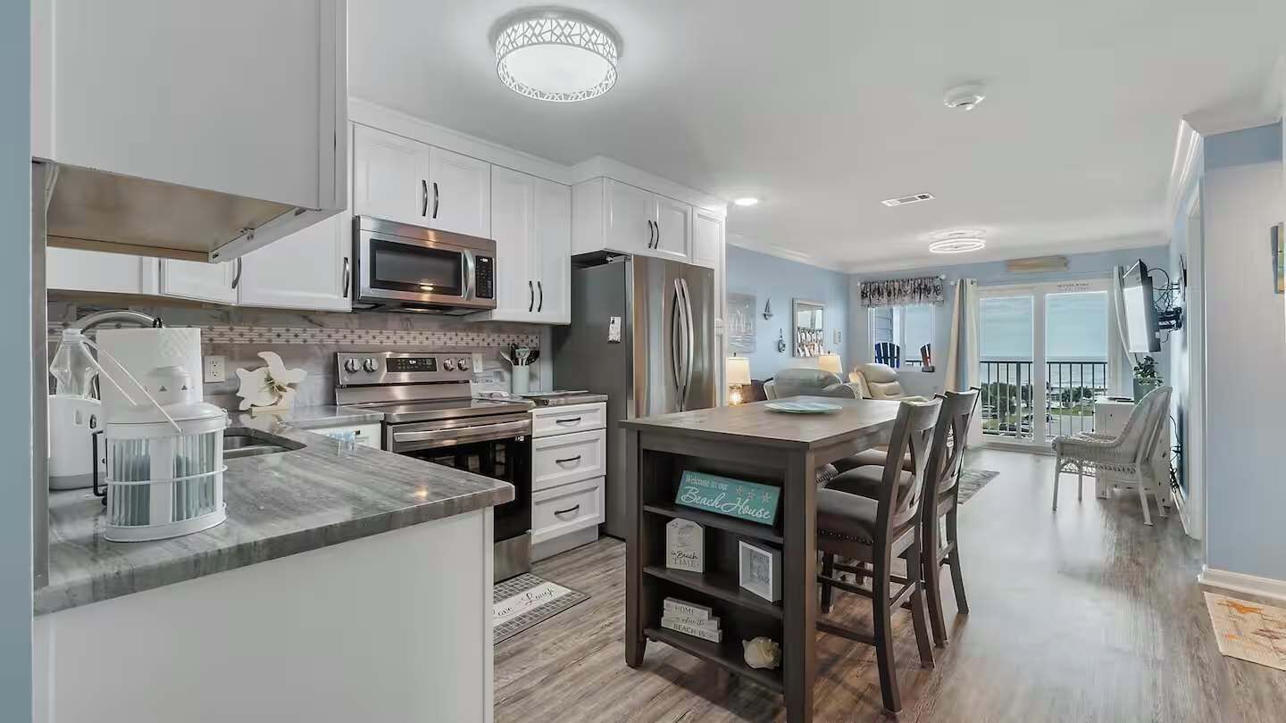 雪櫃、微波爐、焗爐、爐具