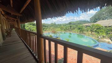 Pemandangan dari bilik