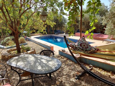 Holiday Home 'El Nispero' with Mountain View, Wi-Fi and Air Conditioning