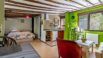 アイロン / アイロン台、WiFi、ベッドシーツ