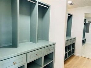 Interior - Fully Remodeled 2 bdrm, 2 bath Home. Near Boat Launch, Bait Shops & Restaurants. (Port Mansfield)