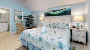 2 bedrooms, iron/ironing board, free WiFi, bed sheets - Ground Floor Luxury 2BR Home · Heated Saltwater Pool & Spa · Very Close to Beach (Holmes Beach)