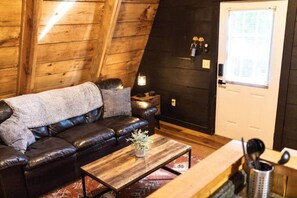 TV - On The Rocks at The Ridge (Powell County)