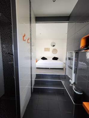 2 chambres, accès Internet, draps fournis