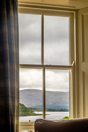 Interior - Keepers Cottage - sleeps 6 guests  in 3 bedrooms (Morvern)