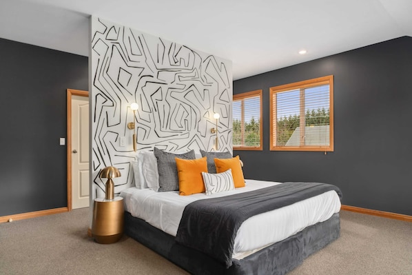 5 bedrooms, iron/ironing board, travel crib, WiFi