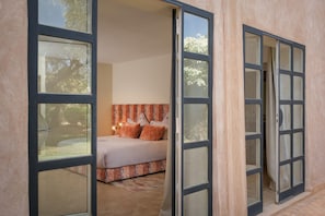 4 bedrooms, in-room safe, iron/ironing board, free WiFi - Monica Villa with private heated pool close to the golf courses (4 rms./8 gst.) (Marrakech)