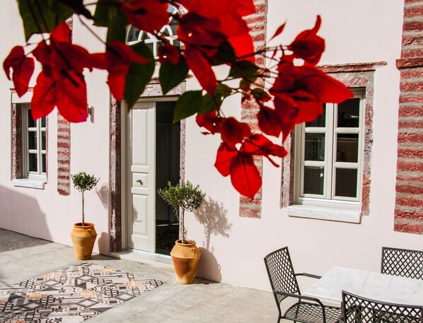 واجهة المنشأة