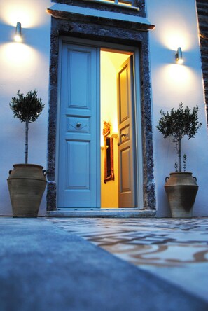 واجهة المنشأة