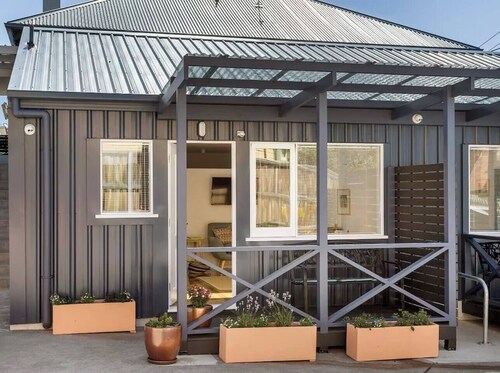 Argyle Embrace Perfect Location to Explore Town