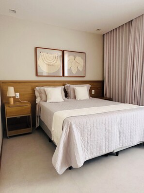 6 bedrooms, iron/ironing board, WiFi, bed sheets - Beautiful 6-suite house in Praia do Forte (Mata de São João)