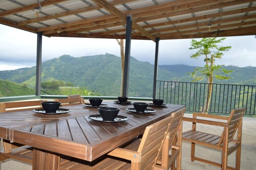 Soothing 4-bedroom house in Orocovis