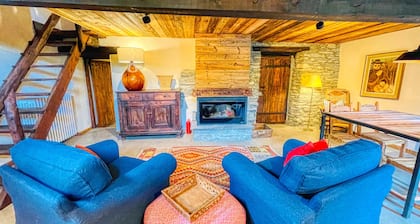 Borgo Felice Fontana - Short Term Rentals Italy