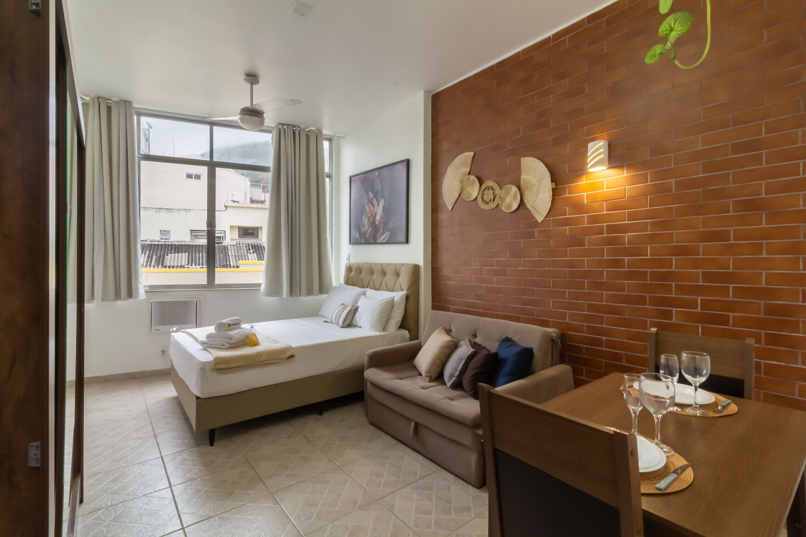 Strygejern/strygebræt, weekendseng, gratis Wi-Fi, sengetøj