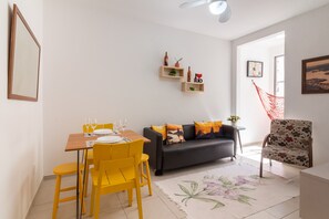 TV - 14 minutes from Copacabana Beach | FO801 (Rio de Janeiro)