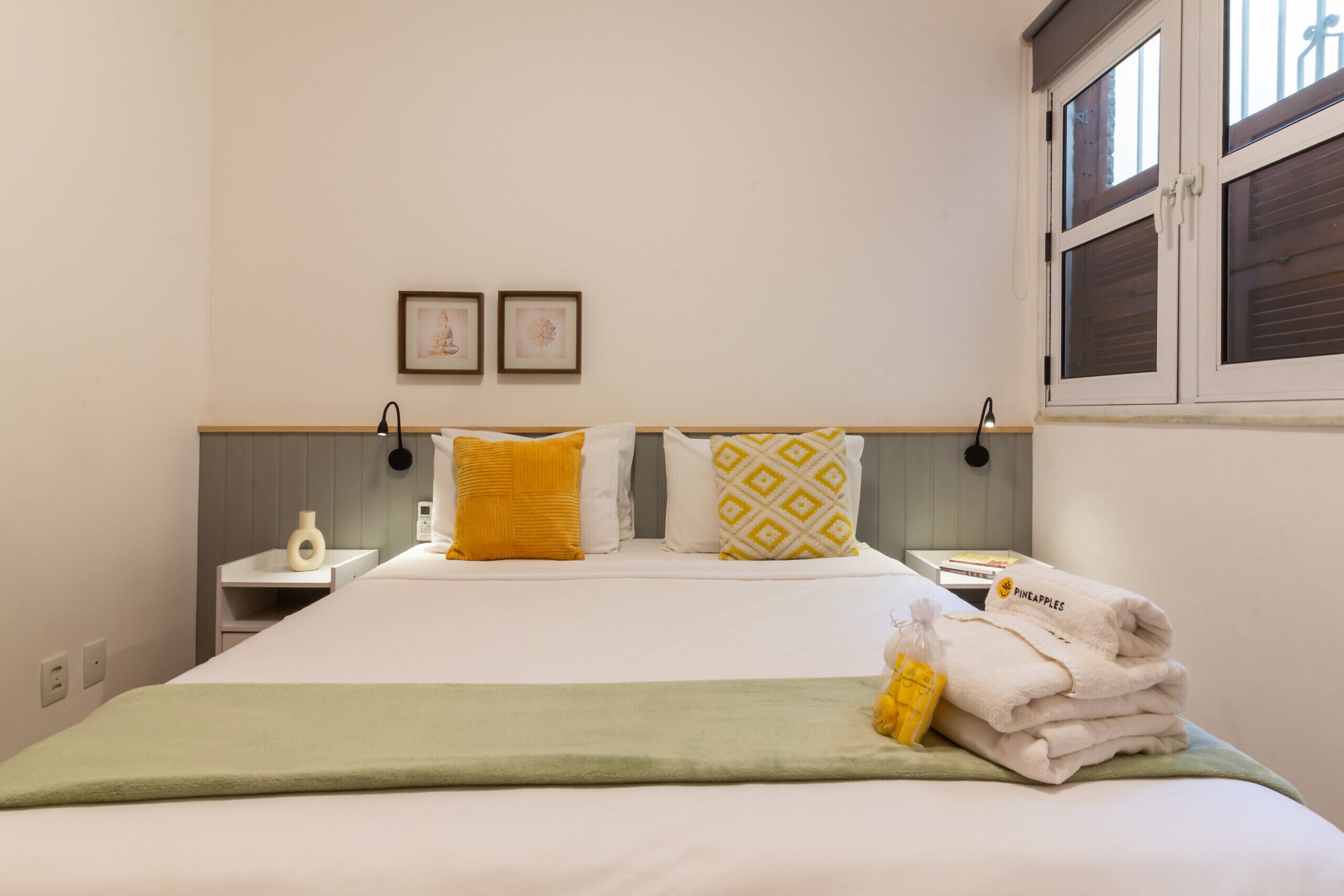 1 bedroom, iron/ironing board, travel cot, free WiFi