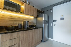 Fridge, microwave, oven, stovetop - Elegance and comfort - Close to Allianz Parque | SP-P2202B (São Paulo)