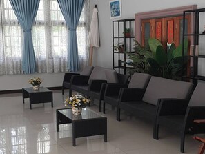Lobby - Phenwaree Amphawa Resort by Zuzu (Samut Songkhram)