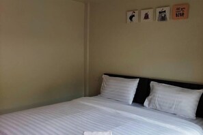 Room - Phenwaree Amphawa Resort by Zuzu (Samut Songkhram)