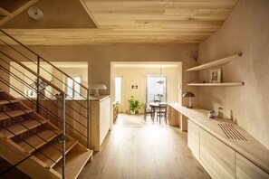 Interior - MON Suite - Two Bedroom Apartment, Sleeps 4 (Monforte D'alba)