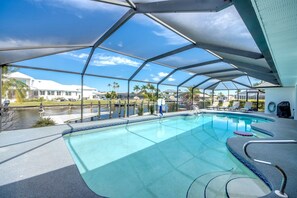 Beheizter Pool