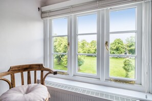 Interior - 5 Monteagle - sleeps 4 guests  in 2 bedrooms (Wells-next-the-Sea)