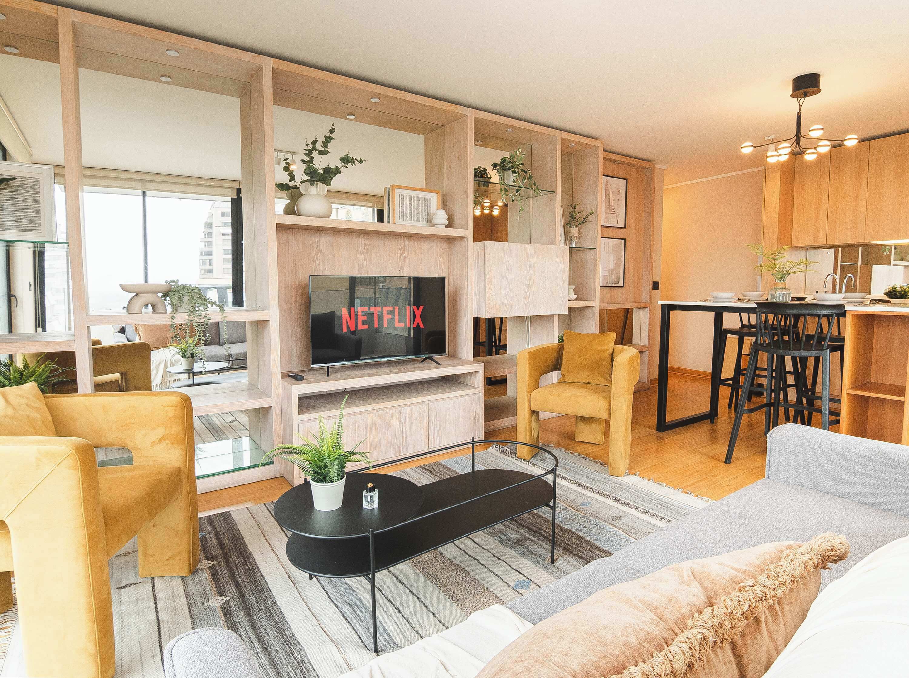 テレビ、書斎 / ワークスペース