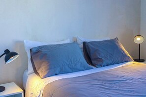 1 sovrum, strykjärn/strykbräda, wi-fi och sängkläder