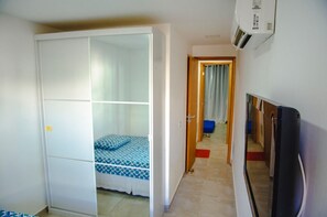 2 bedrooms, Internet, bed sheets