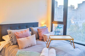 1 bedroom, iron/ironing board, WiFi, bed sheets - HOM I Wifi Urbano Calefaccion Metro Parque Almagro (Santiago)