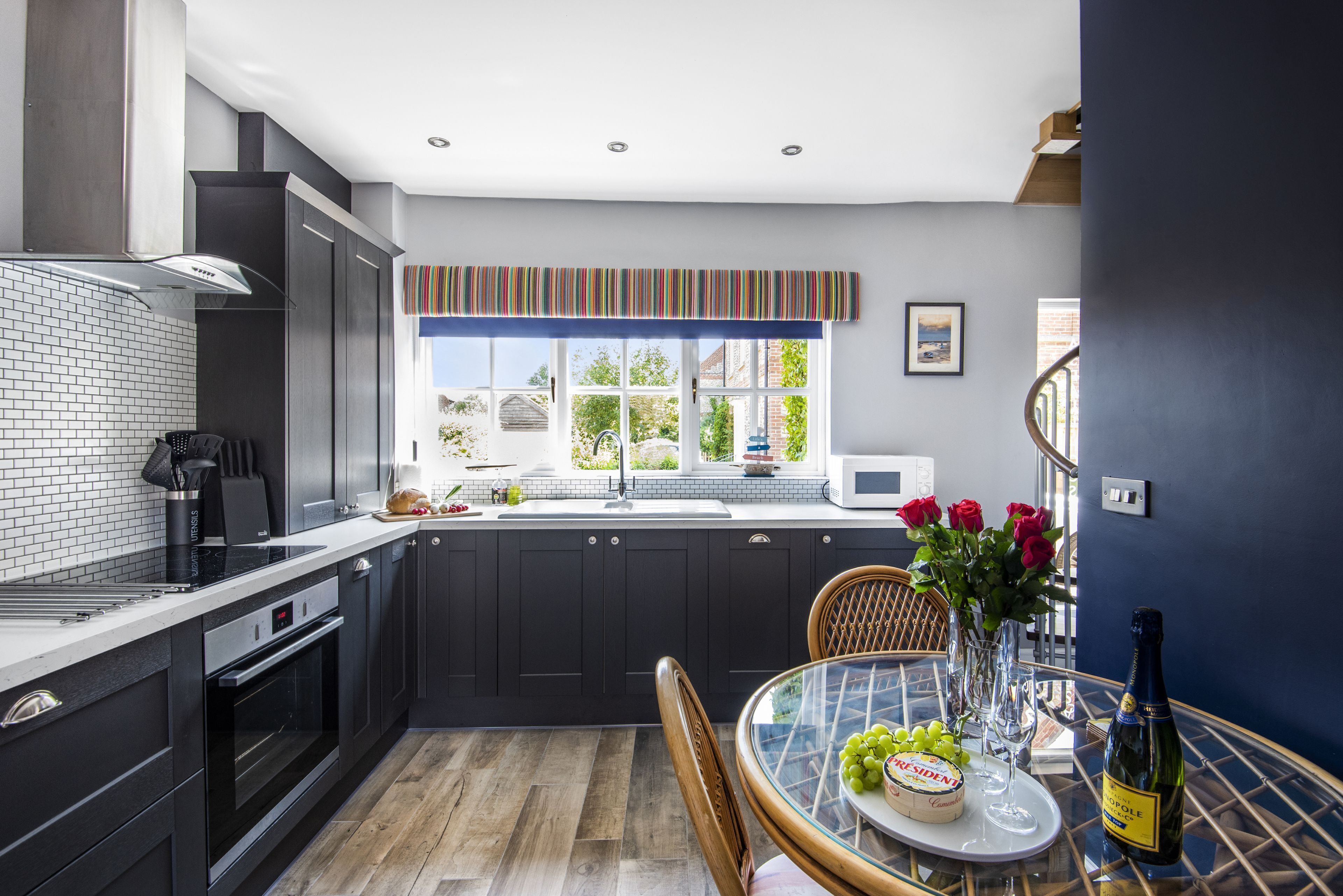 雪櫃、焗爐、洗碗機、咖啡機/沖茶器