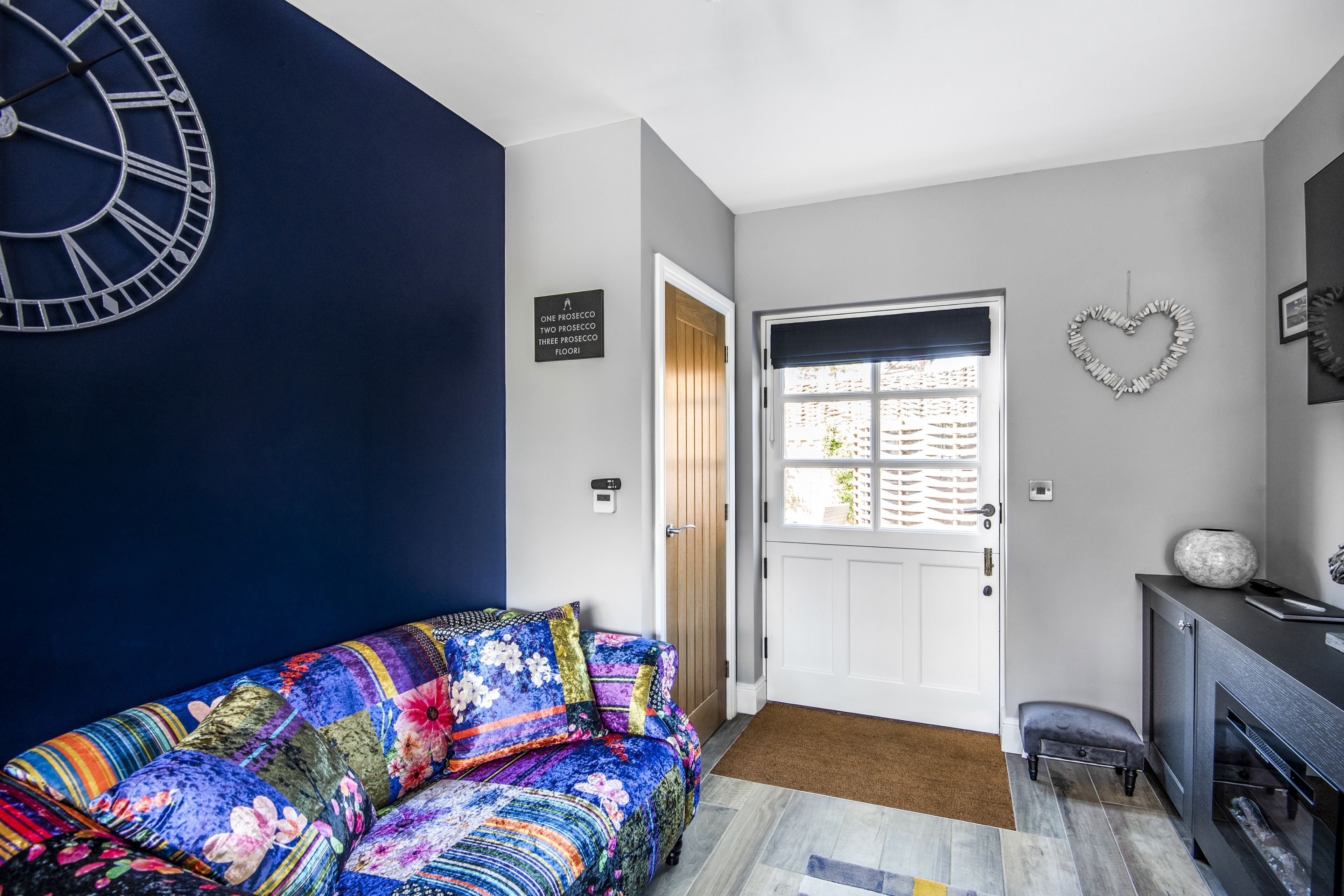 Aspall Escape - Sleeps 2 Guests  In 1 Bedroom - Norfolk