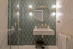 Hair dryer, towels - Hernando Colón Olehousing 1 (Sevilla)