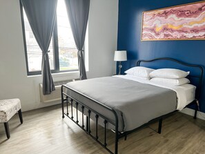 2 bedrooms, iron/ironing board, free WiFi, bed sheets