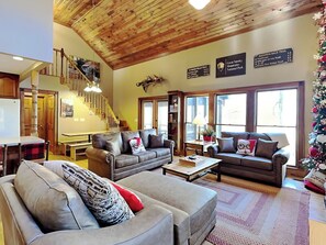 Studio (4 Bedrooms) | Property amenity - River's Edge Retreat (Sevierville)