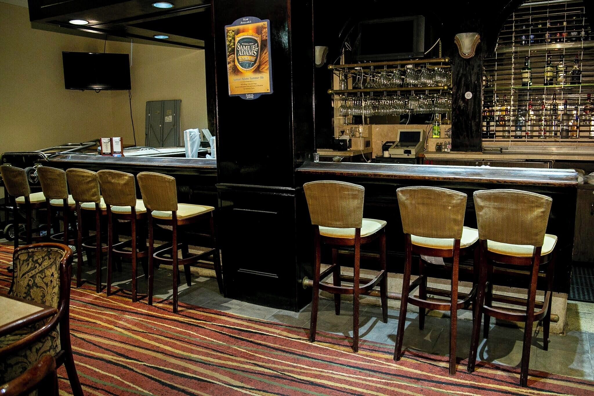 Bar (in der Unterkunft)