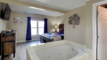 Condo (2 Bedrooms) | Property amenity