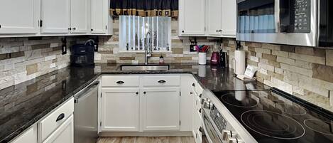 Kondominium (2 Bedrooms) | Fasilitas properti