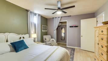 1 bedroom, desk, iron/ironing board, internet