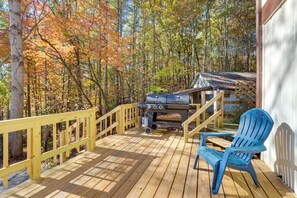 Terrace/patio - Near Nottely Lake: Serene Couple's Retreat w/ Deck (Blairsville)