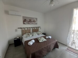 1 camera, Wi-Fi, lenzuola