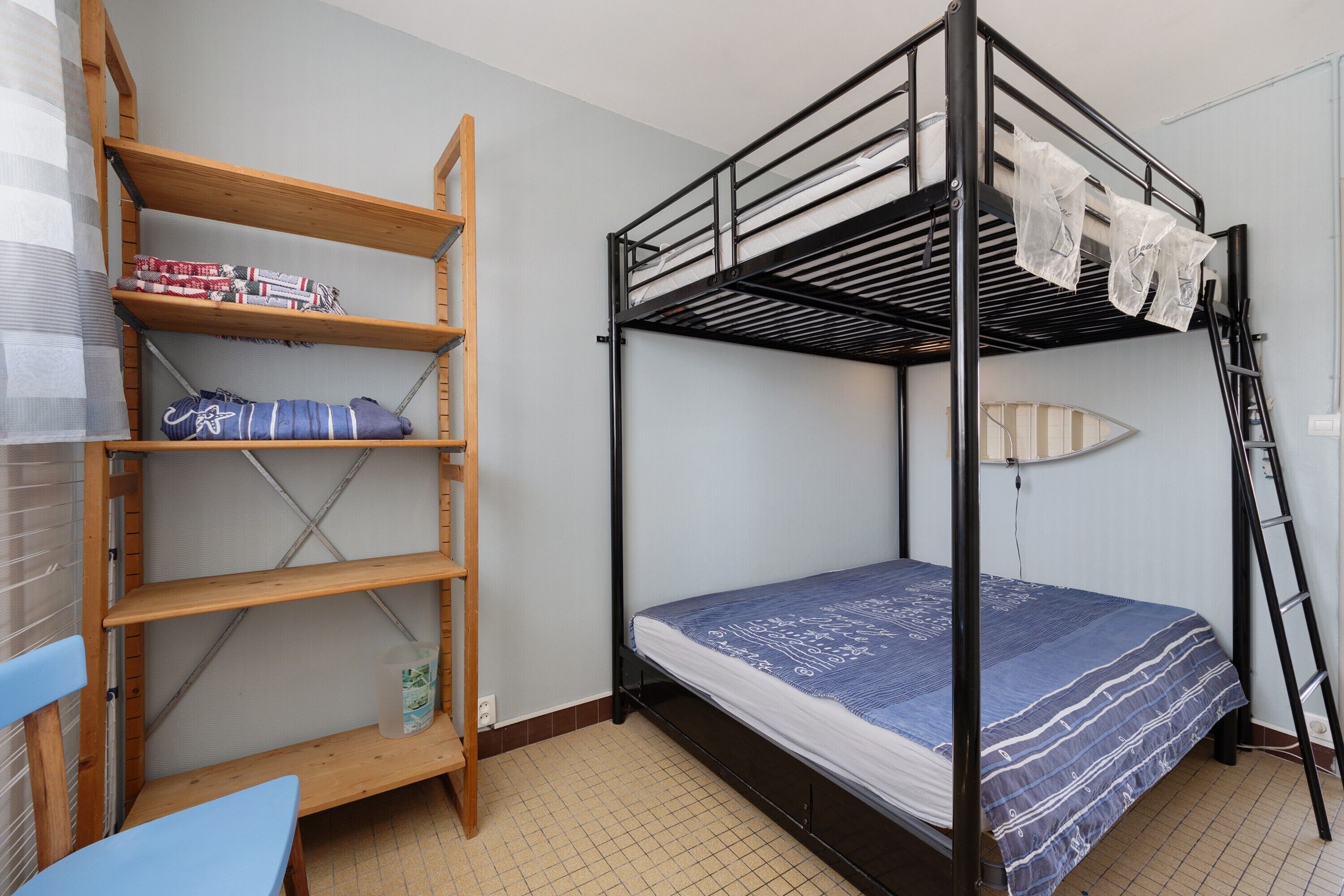 1 bedroom, iron/ironing board