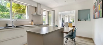 "Vacances chez Cali"Ă 30' du Puy du Fou avec jardin et terrasses privees Wifi