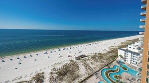 On the beach - Phoenix Gulf Towers 1208 (Orange Beach)