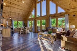 TV, fireplace, video games, offices - Title Ridge Hollow Retreat – Hot Tub, Fire Pit & Dogs | Updated Gatlinburg Cabin (Gatlinburg)