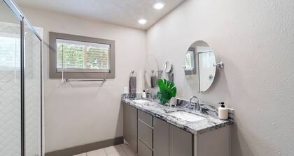 Aggieland Gem-Minutes from Texas A&M