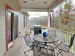 House (6 Bedrooms) | Property amenity