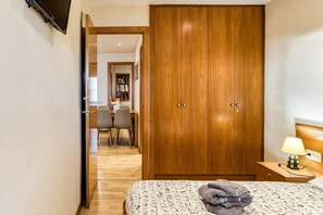 2 Schlafzimmer, Bügeleisen/Bügelbrett, WLAN, Bettwäsche