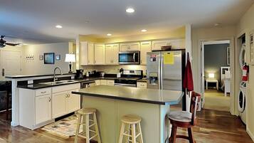 House (3 Bedrooms) | Property amenity